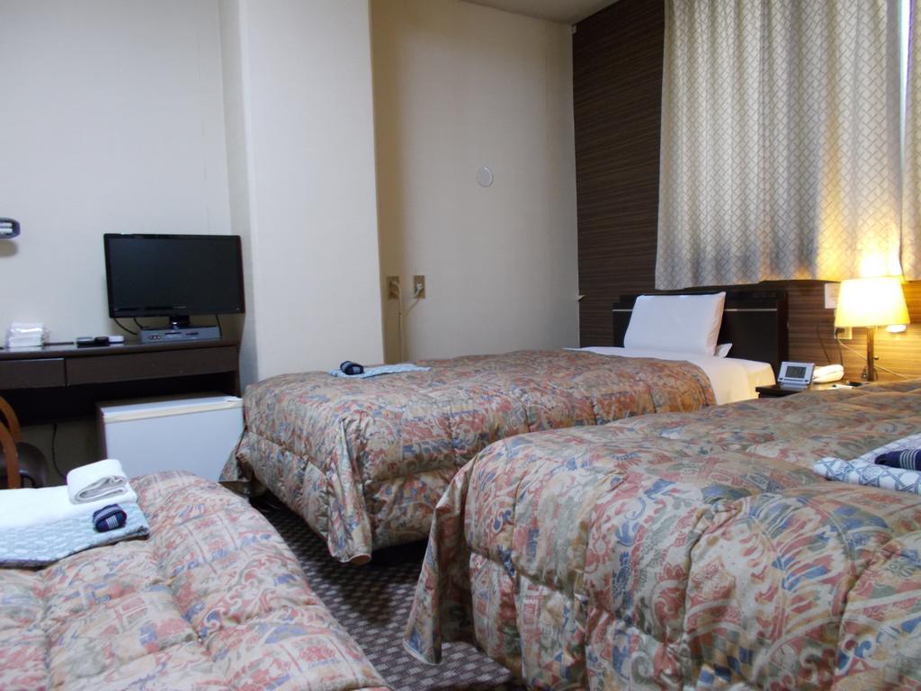 Hotel Matsuyama Hills מראה חיצוני תמונה